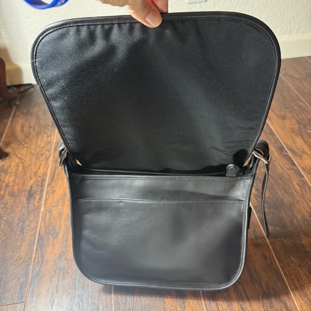 Coach Patricia Saddle Bag F88145 Black Leather Crossbody | Gunmetal Hardware - Picture 4 of 16